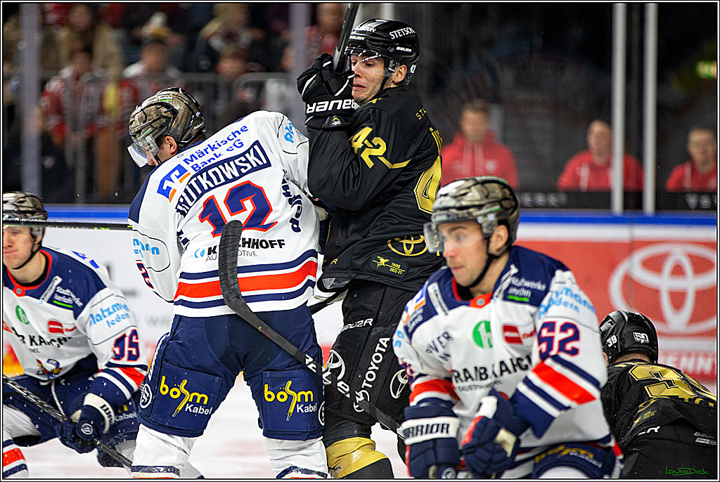 PENNY DEL; Koelner Haie- Iserlohn Roosters; Koeln, 27.11.2022